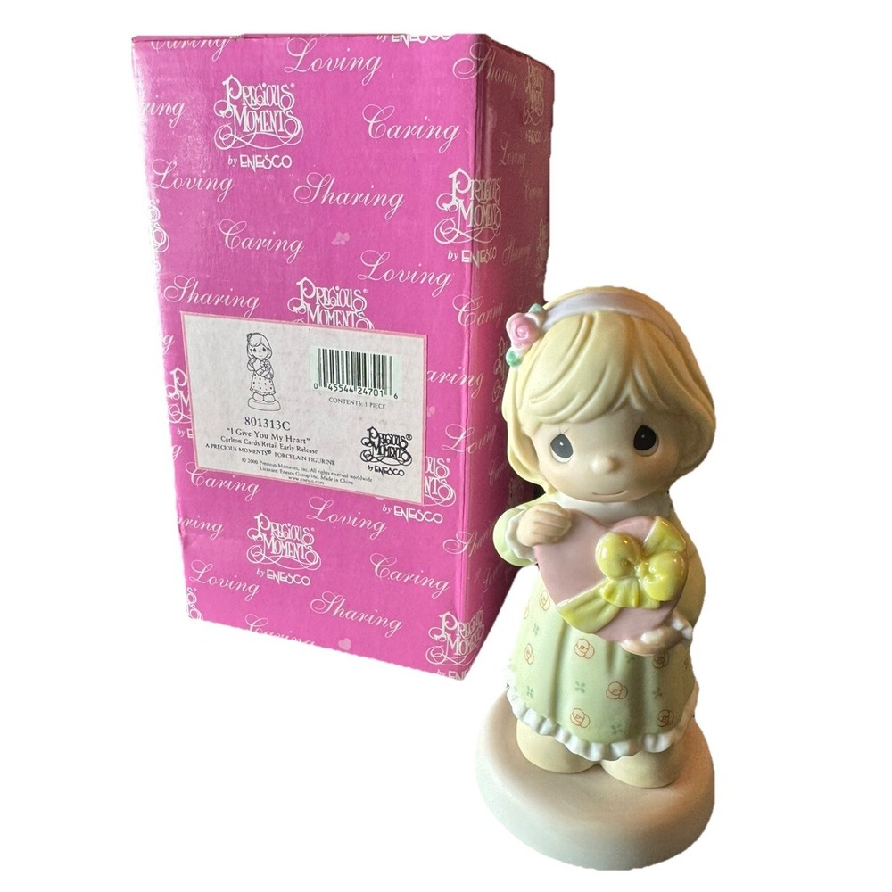 Precious Moments #801313C "I Give You My Heart" Figurine